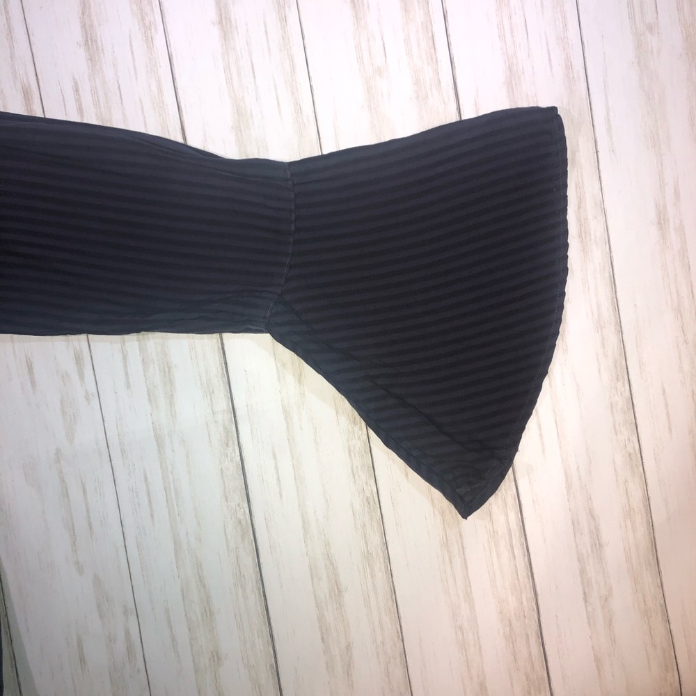 Anthropology Bella Dahl Shadow Stripe Bell Sleeve - Picture 3 of 5